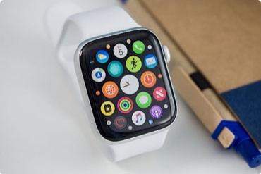 Mua Apple Watch dựng giá 2 triệu tại SG, nhiều người ôm hận